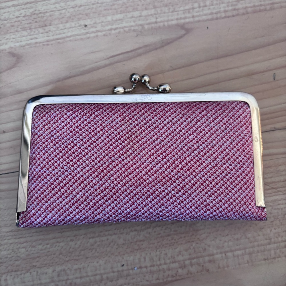 Pink Metallic Frame Coin bag. Vintage